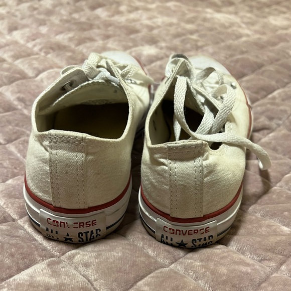 Low Top Converse - Picture 4 of 6